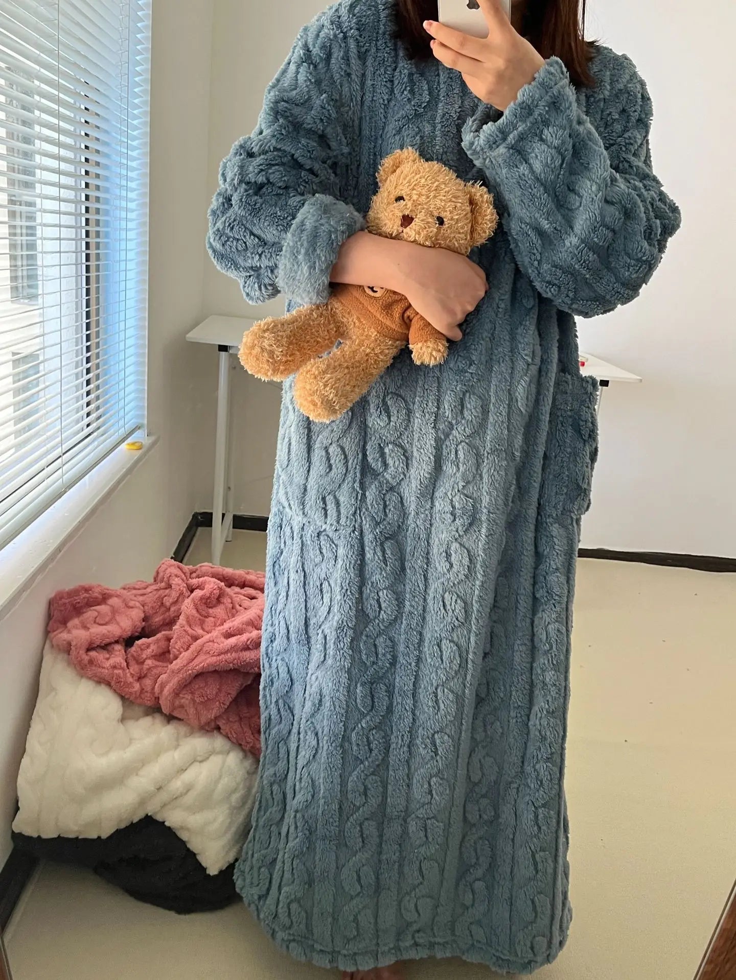 Women’s Coral Fleece Winter Bathrobe